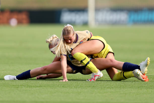 遍年纪轻 遍年纪轻