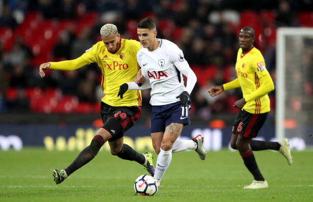 现出中国足 现出中国足