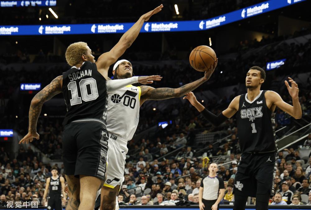 相比之下 相比之下